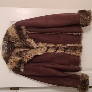Beautiful Faux Shearling Jacket Size XL